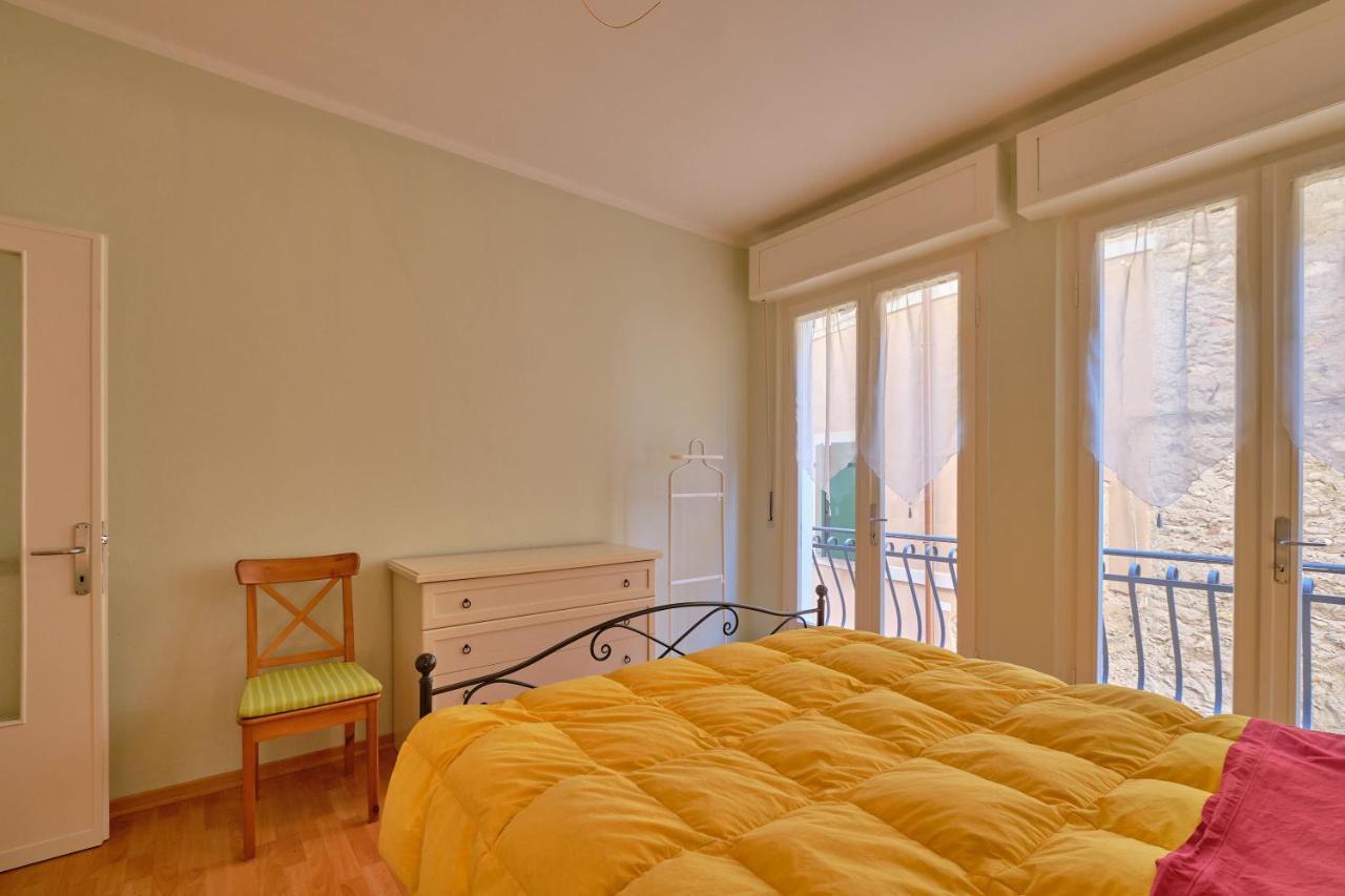 Apartmentsgarda - Residenza Dei Navigatori Тори дел Бенако Екстериор снимка