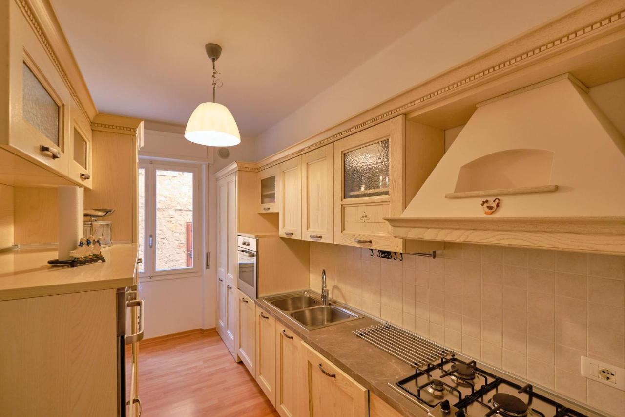 Apartmentsgarda - Residenza Dei Navigatori Тори дел Бенако Екстериор снимка